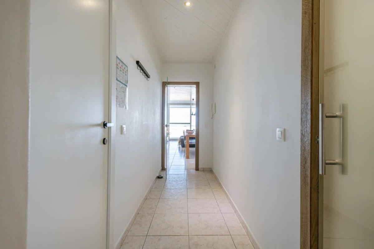 Huswell - Beachfront Apartment In Zeebrugge エクステリア 写真